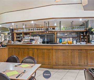 Handelsgelijkvloers Te huur Oostende