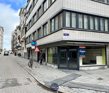 Handelsgelijkvloers Te koop Oostende