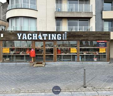 Handelsgelijkvloers Te huur Oostende