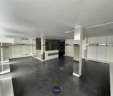 Handelsgelijkvloers Te koop Oostende