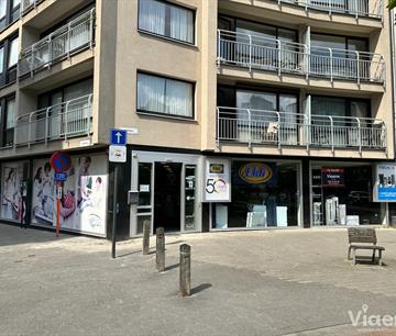 Handelsgelijkvloers Te huur Oostende