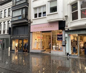 Handelsgelijkvloers Te huur Oostende